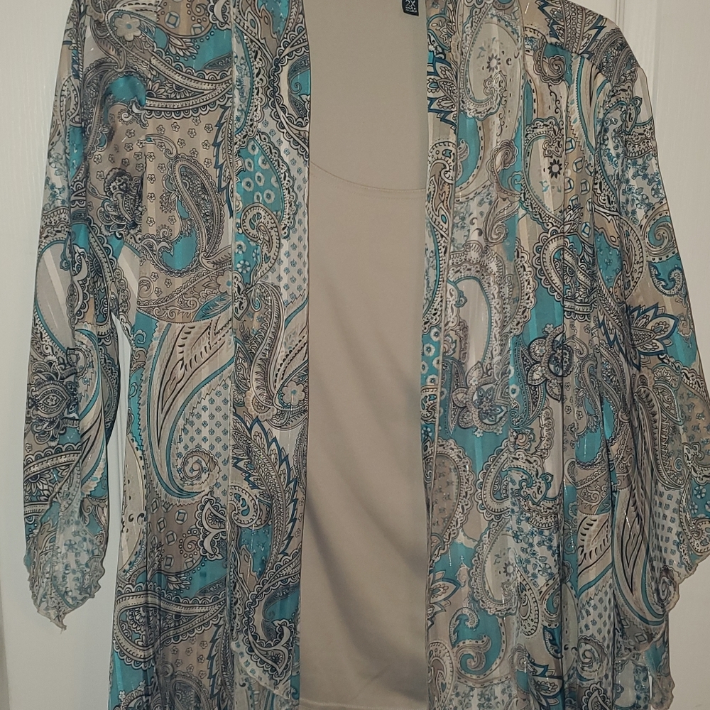 Sara Michelle Teal and Beige Paisley Kimono